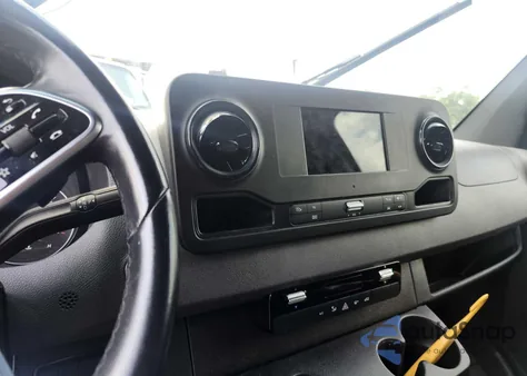 2022 Mercedes-Benz Sprinter 1500 from USA, damaged, VIN W1Y70BGY9NT088232